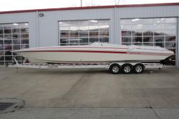 1995 Fountain 42 Lightning