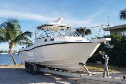 2005 Boston Whaler 305 Conquest