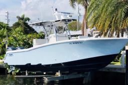 2016 Invincible 33