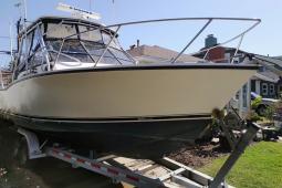 2002 Carolina Classic 28 Express Fisherman