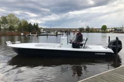 2018 Contender 25 Bay
