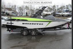2016 Malibu WAKESETTER 25 LSV