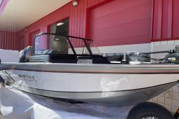 2021 Smoker Craft Adventurer 188 DC