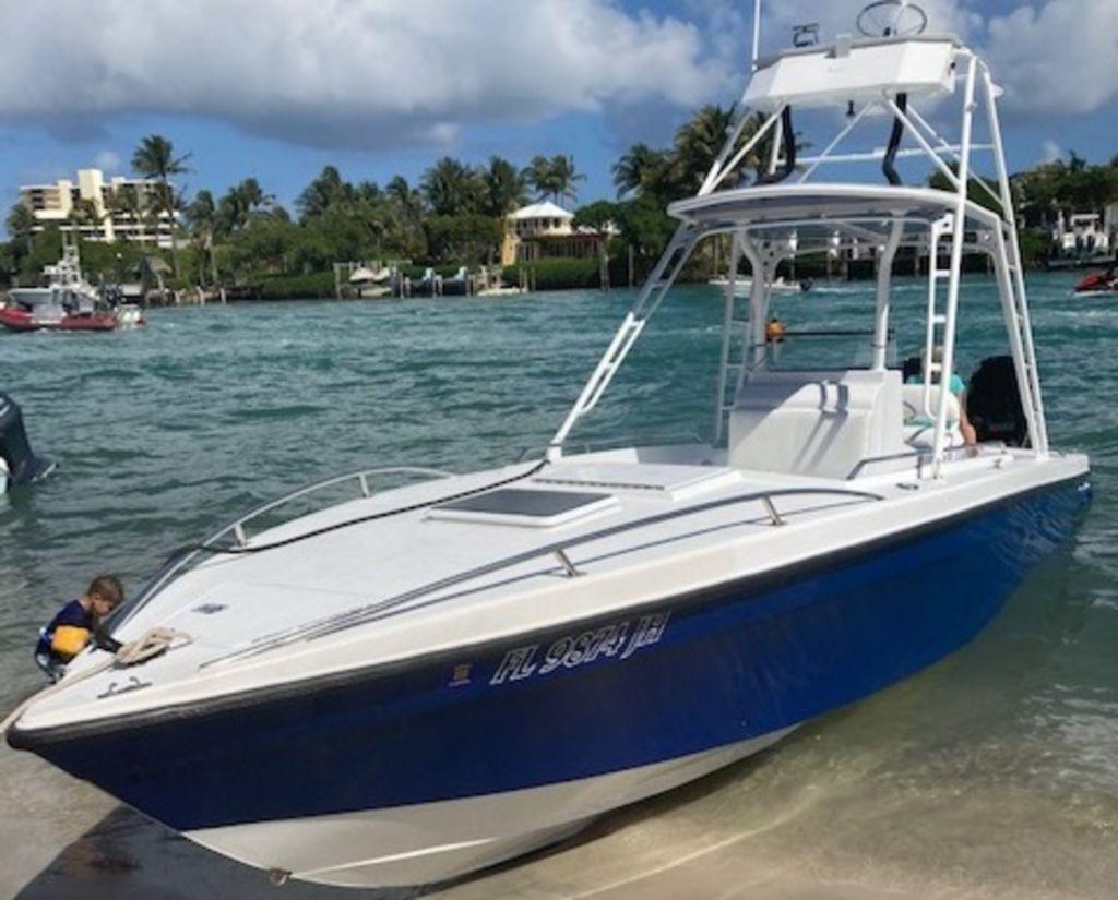 2012 Wellcraft 30 Scarab Sport For Sale at Palm Beach Gardens, FL