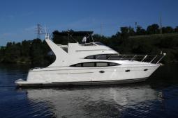 2002 Carver 410 Sport Sedan