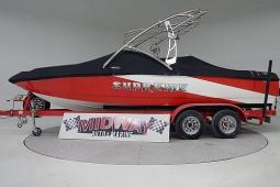 2009 Supreme V212 Sky Surf/ Wakeboard