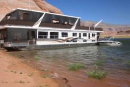 2013 Lake Time Houseboat Share