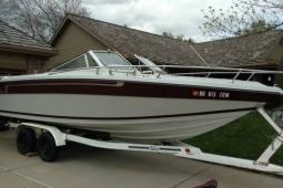 1987 Celebrity Calias Bowrider