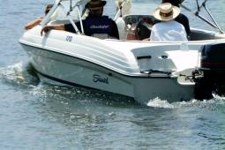 1995 Seaswirl 170 Spyder