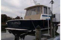 2002 Hunt Yachts Surfhunter 33