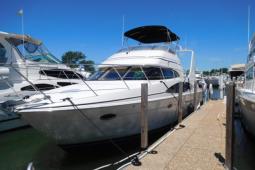2005 Carver 42 MARINER