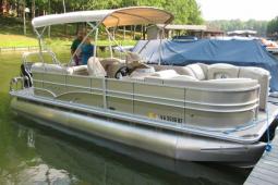 2016 Sylvan Mirage Cruise