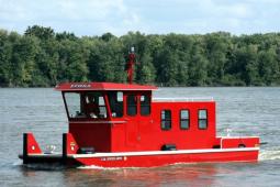 2004 Custom Built Mini Tow Boat