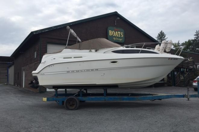 bayliner boats lake george 2001 bayliner 2455 25 foot 2001 bayliner yacht in lake bayliner boats lake george 2001 bayliner 2455 25 foot 2001 bayliner yacht in lake