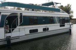 2000 Monticello 60 River Yacht