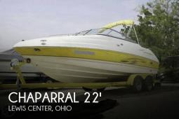 2005 Chaparral 22 Cuddy Cabin