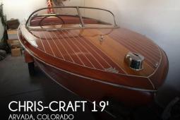1956 Chris Craft 19 Capri