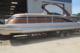 2017 Bennington 30 QSR