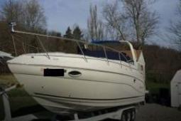 2005 Rinker 320 Fiesta Vee
