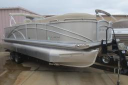 2013 Sylvan 8523 Signiture