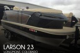 2014 Larson Escape 23 TTT