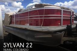2015 Sylvan 8522 LZPB