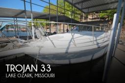 1988 Trojan 10 Meter Mid-Cabin Express