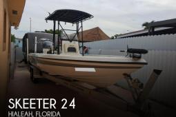 2005 Skeeter ZX24 Bay