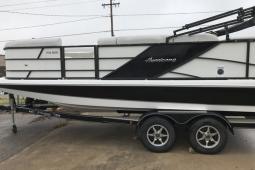 2017 Hurricane FD 216 OB
