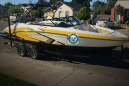 2015 Chaparral 243 VRX