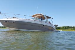 2004 Rinker 312 Fiesta Vee