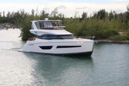 2017 Carver C52 Command Bridge
