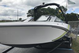 2017 Glastron GTS 205