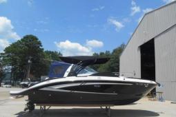 2016 Sea Ray 270 Sundeck