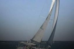 2001 Hunter 380 Sloop