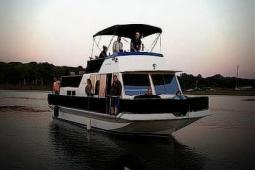 1984 Chris Craft Aqua Home 46