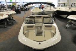 2018 Bayliner VR5 Bowrider