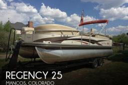2008 Sun Tracker Party Barge 25 Regency