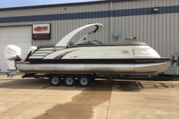 2017 Bennington 27 QX Series 10' Wide