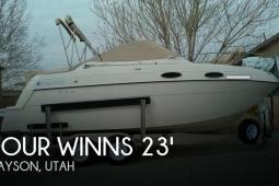 1999 Four Winns 238 Vista
