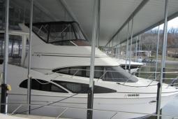 2005 Carver 41 Cockpit Motor Yacht
