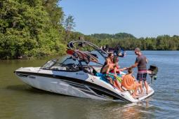 2018 Yamaha AR210