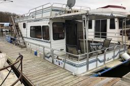 1989 Playcraft Houseboat