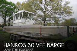 2010 Hankos 30 Vee Barge