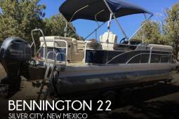 2015 Bennington 22sx