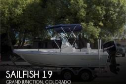 2011 Sailfish 1900 Bay CC