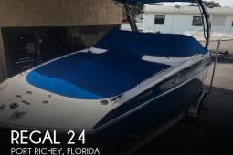 2016 Regal 2400 lsr