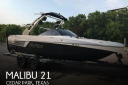 2017 Malibu 22 MXZ