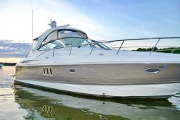 2008 Cruisers 420 Express Cruiser Yacht