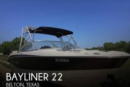2011 Bayliner 235 BR